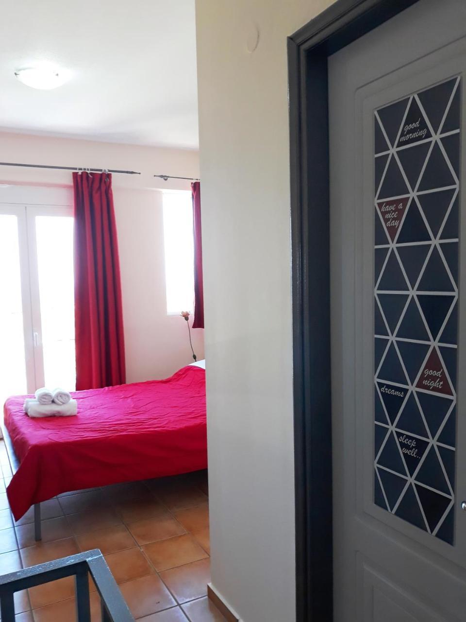 Point Twins Apartments Vrontádos 외부 사진
